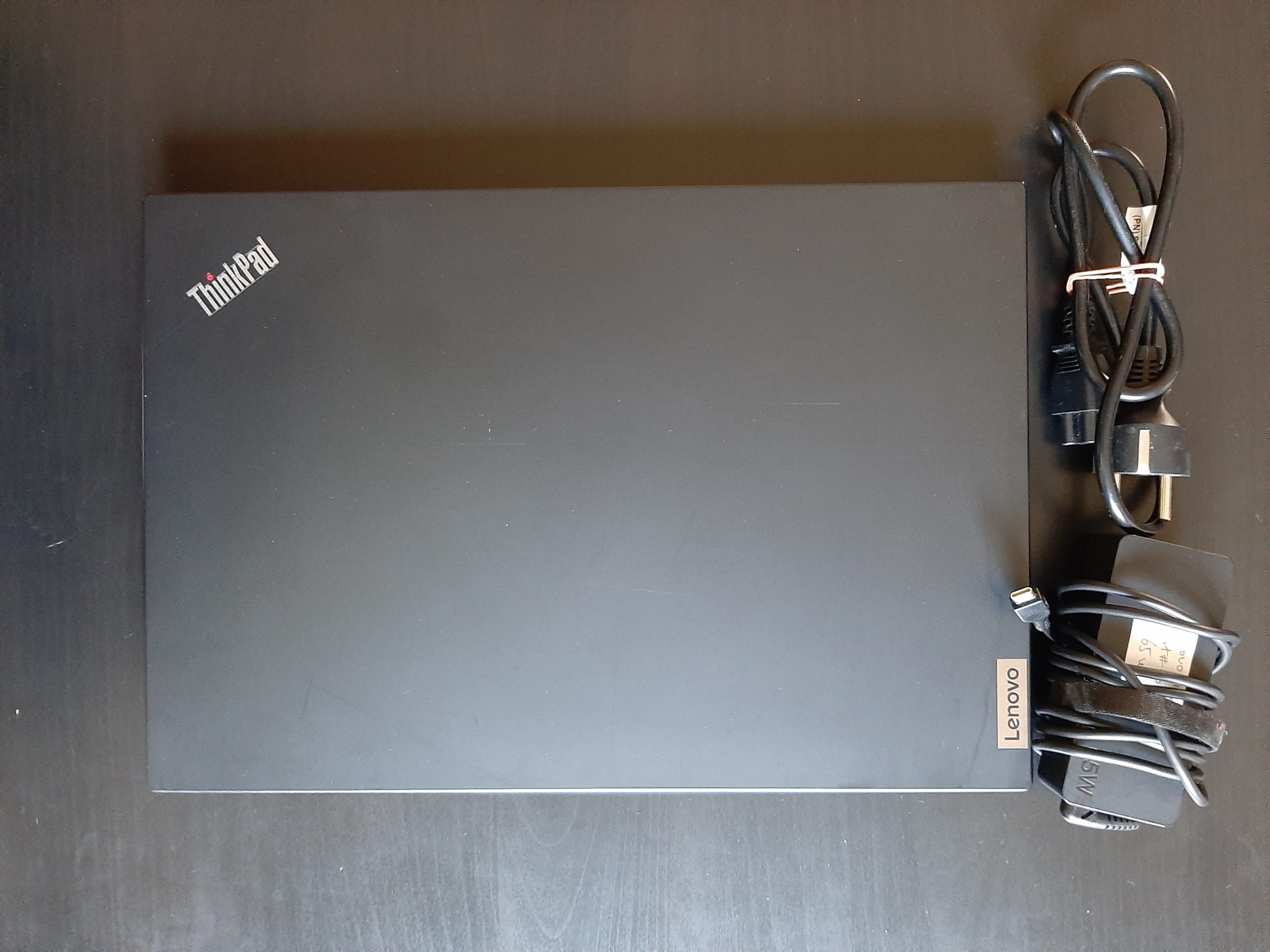 image réelle stock Tekvexo Lenovo L15
